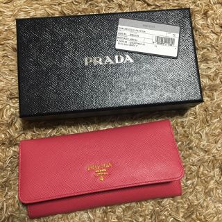 プラダ(PRADA)の《タイムセール》PRADA 長財布(長財布)