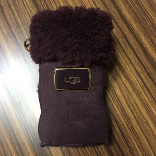 アグ(UGG)の【新品】UGG ムートンポーチ  (ポーチ)