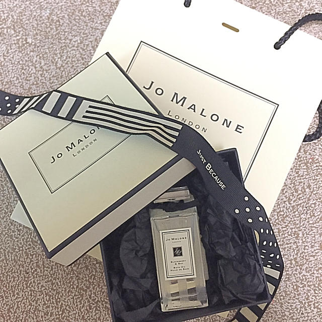 Jo Malone(ジョーマローン)の最終値引き！！ジョーマローン ブラッグベリー バスオイル 30ml コスメ/美容のボディケア(入浴剤/バスソルト)の商品写真