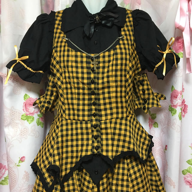 BODYLINE(ボディライン)の【新品】クロスモチーフコスプレ衣装＊BODYLINE エンタメ/ホビーのコスプレ(衣装)の商品写真