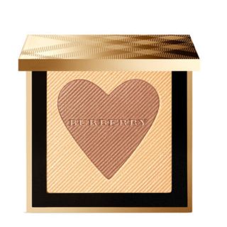 バーバリー(BURBERRY)の♡Maa♡様 バーバリー ロンドン ウイズ ラブ イルミネイティング ブロンザー(フェイスパウダー)