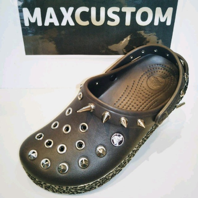 crocs(クロックス)のシルバー同時購入専用　アップグレード　Spiky customⅠクロックス レディースの靴/シューズ(サンダル)の商品写真