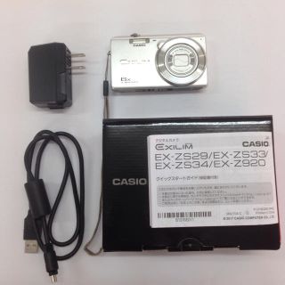 カシオ(CASIO)の保証期間内 美品 カシオ EXILIM シルバー EX ZS29 SR(コンパクトデジタルカメラ)