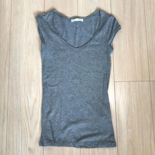 ザラ(ZARA)の美品♡ZARAグレーＴ(Tシャツ(半袖/袖なし))