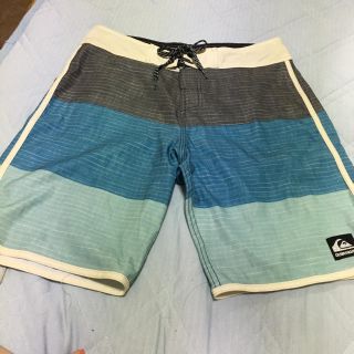 クイックシルバー(QUIKSILVER)のクイックシルバーのサーフパンツ(ショートパンツ)