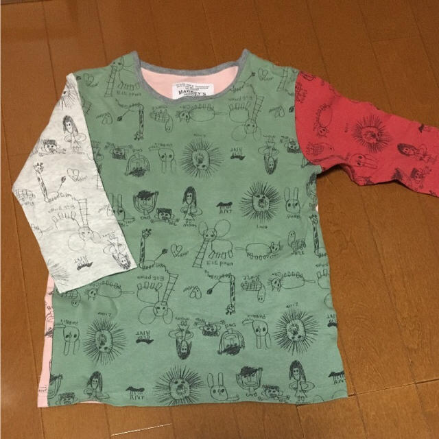 MARKEY'S(マーキーズ)のマーキーズ ラクガキ ロンT キッズ/ベビー/マタニティのキッズ服女の子用(90cm~)(Tシャツ/カットソー)の商品写真