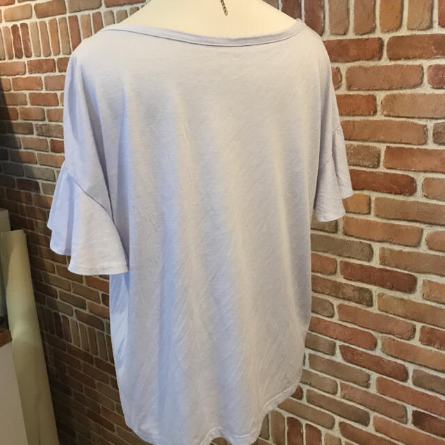 LOWRYS FARM(ローリーズファーム)の即購入可☆ローリーファームのラベンダーTシャツMサイズ レディースのトップス(Tシャツ(半袖/袖なし))の商品写真