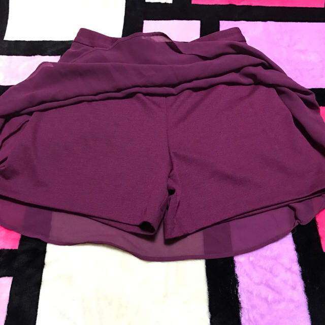 GU(ジーユー)のGU ミニスカート 紫 レディースのスカート(ミニスカート)の商品写真
