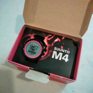 スント(SUUNTO)のたかりっく様専用 新品未使用　スント　SUUNTO M4 (腕時計(デジタル))