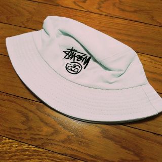 新品　Stussy バケットハット　帽子　ユニセックス(ハット)