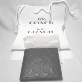 コーチ(COACH)のコーチ　ＣＯＡＣＨ　SIG　BLACK　二折財布　本皮　正規品　黒(財布)