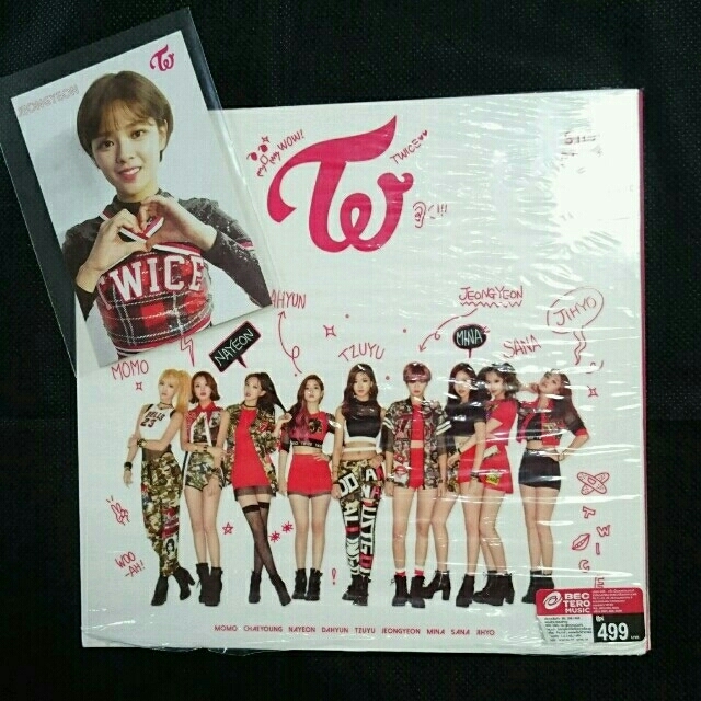 twice タイ盤　the story begins モモ　トレカ