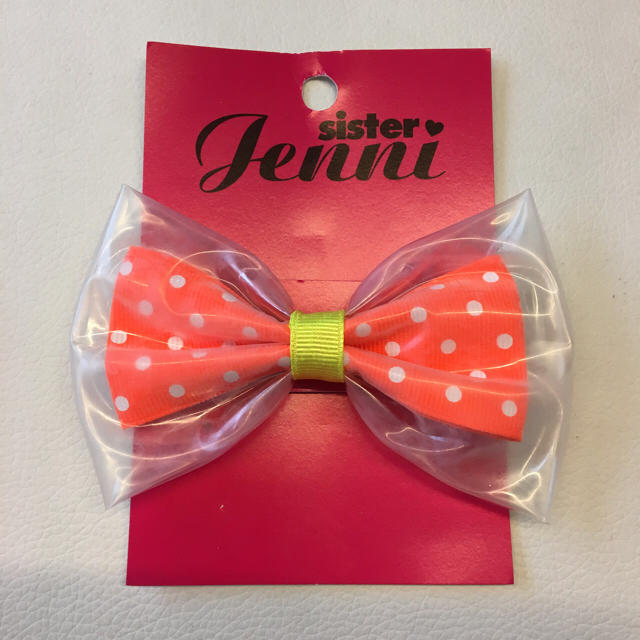 JENNI(ジェニィ)のjenniリボンヘアピン キッズ/ベビー/マタニティのこども用ファッション小物(その他)の商品写真