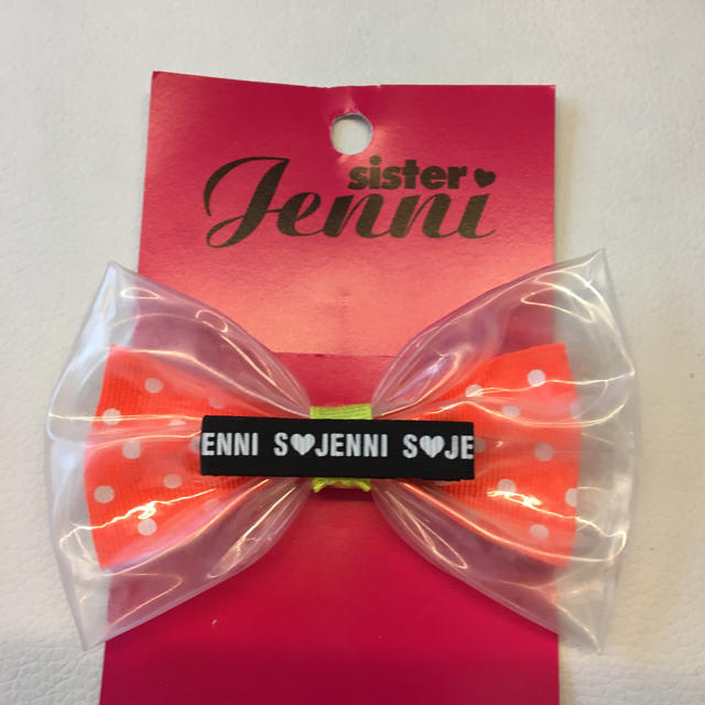 JENNI(ジェニィ)のjenniリボンヘアピン キッズ/ベビー/マタニティのこども用ファッション小物(その他)の商品写真