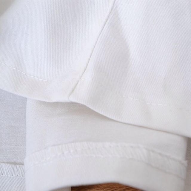 ホワイト膝丈フレアスカート レディースのスカート(ひざ丈スカート)の商品写真