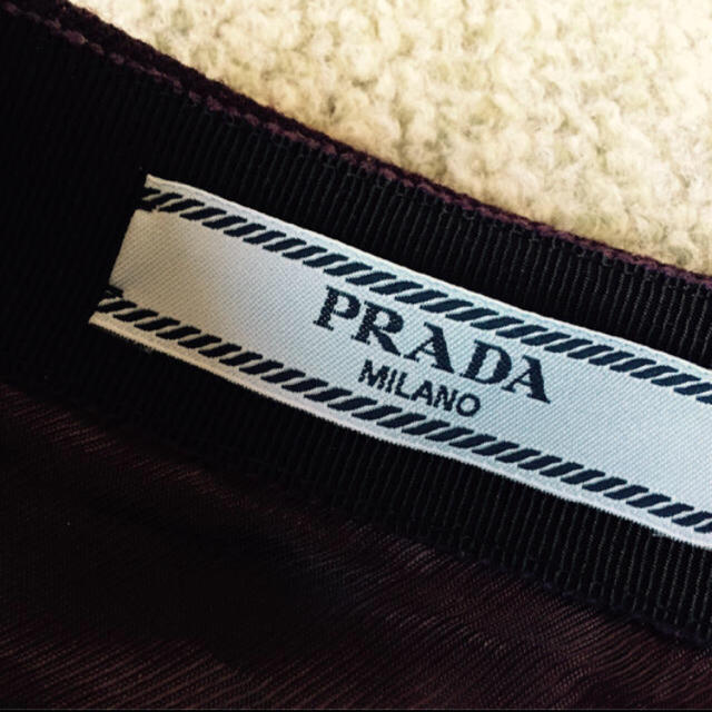 PRADA(プラダ)のプラダ 台形スカート ボルドー レディースのスカート(ひざ丈スカート)の商品写真