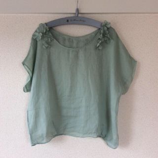 ドットアンドストライプスチャイルドウーマン(Dot&Stripes CHILDWOMAN)のDot and Stripes 100％  お花リネン ブラウス(シャツ/ブラウス(半袖/袖なし))