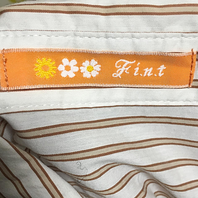 F i.n.t(フィント)のFint タイ付ストライプ半袖シャツ☆ レディースのトップス(シャツ/ブラウス(半袖/袖なし))の商品写真