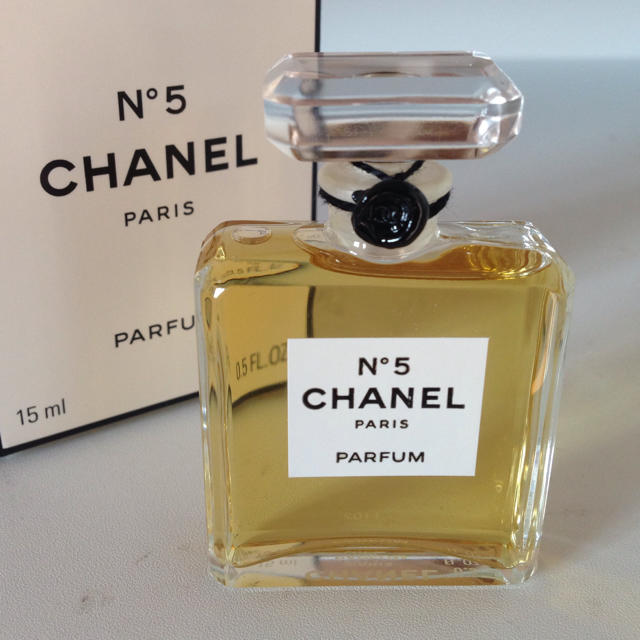 CHANEL(シャネル)の★サユリ様専用★シャネル 香水 15ml コスメ/美容の香水(ユニセックス)の商品写真