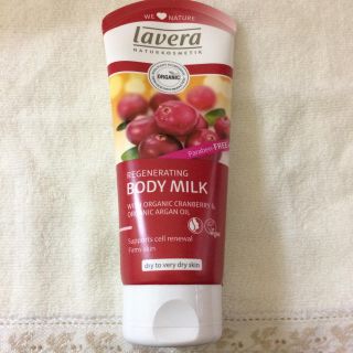 コスメキッチン(Cosme Kitchen)のlavera ボディクリーム(ボディクリーム)