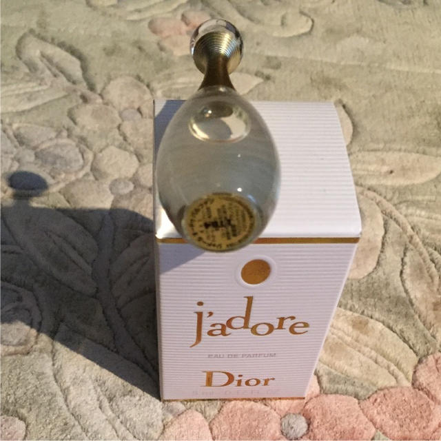 Dior(ディオール)のディオール　Dior  ジャドール　オードゥ パルファン  5ml コスメ/美容の香水(香水(女性用))の商品写真