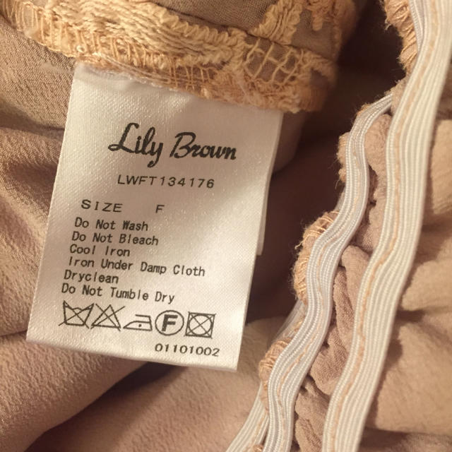 Lily Brown(リリーブラウン)のaya様専用♡未使用♡Lily Brown♡レースオフショルブラウス レディースのトップス(シャツ/ブラウス(半袖/袖なし))の商品写真