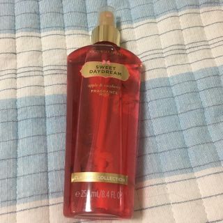 ヴィクトリアズシークレット(Victoria's Secret)のヴィクトリアシークレット SWEET DAYDREAM(香水(女性用))