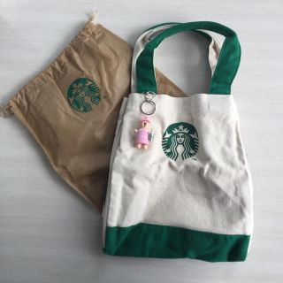 スターバックスコーヒー(Starbucks Coffee)の【新品】スタバ シンガポール トートバッグ 緑 (ピンク)(トートバッグ)