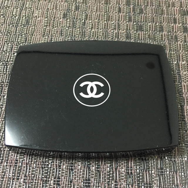CHANEL - CHANEL ヴィタルミエール ドゥスール コンパクト 12 CHANEL - CHANEL ヴィタルミエール ドゥスール コンパクト 12