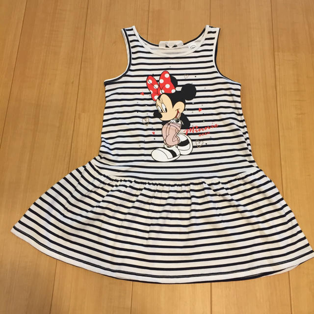 H&M(エイチアンドエム)の◉新品 未使用◉ H&M 100センチ ワンピース キッズ/ベビー/マタニティのキッズ服女の子用(90cm~)(ワンピース)の商品写真