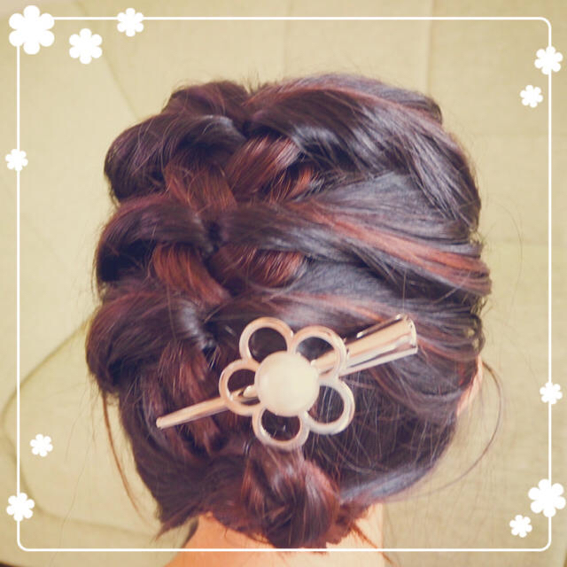 MARY QUANT(マリークワント)の《アロマ様専用》ヘアクリップ🌼 レディースのヘアアクセサリー(バレッタ/ヘアクリップ)の商品写真