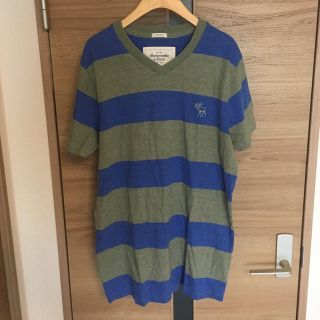 アバクロンビーアンドフィッチ(Abercrombie&Fitch)のAbercrombie&Fitch Ｖネック Tシャツ ✨美品✨(Tシャツ(半袖/袖なし))