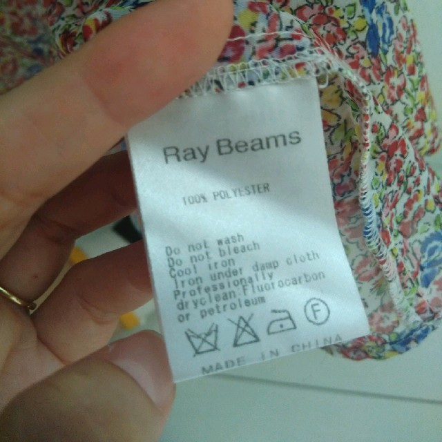 BEAMS(ビームス)のRAY BEAMS 花柄トップス レディースのトップス(カットソー(半袖/袖なし))の商品写真