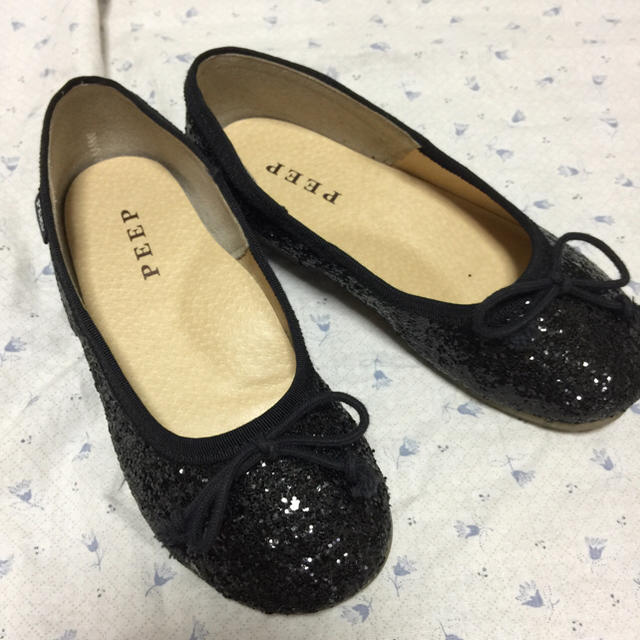 ZARA(ザラ)のPEEP 19cm  8820円 キッズ キラキラ ラメ バレエシューズ キッズ/ベビー/マタニティのキッズ靴/シューズ(15cm~)(フォーマルシューズ)の商品写真