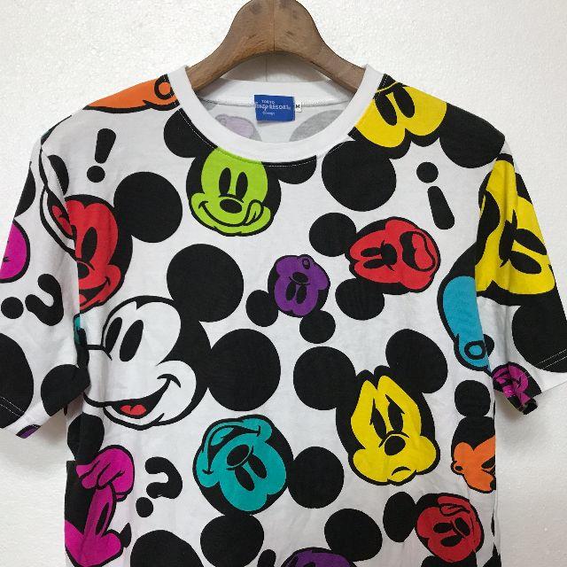 Disney(ディズニー)の「Disney」総柄　カラフル　ミッキーマウスプリントTシャツ メンズのトップス(Tシャツ/カットソー(半袖/袖なし))の商品写真