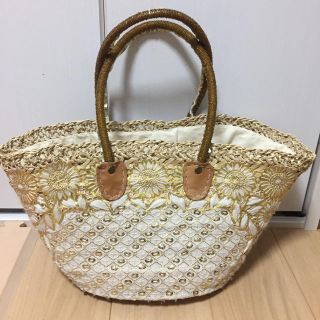 グレースコンチネンタル(GRACE CONTINENTAL)のスパンコール付きカゴバッグ(かごバッグ/ストローバッグ)