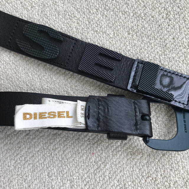 DIESEL(ディーゼル)のDIESEL ロゴ  レザーベルト レディースのファッション小物(ベルト)の商品写真