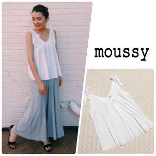 マウジー(moussy)の◆値下げ◆ moussy ショルダーリボンフレアトップス(キャミソール)