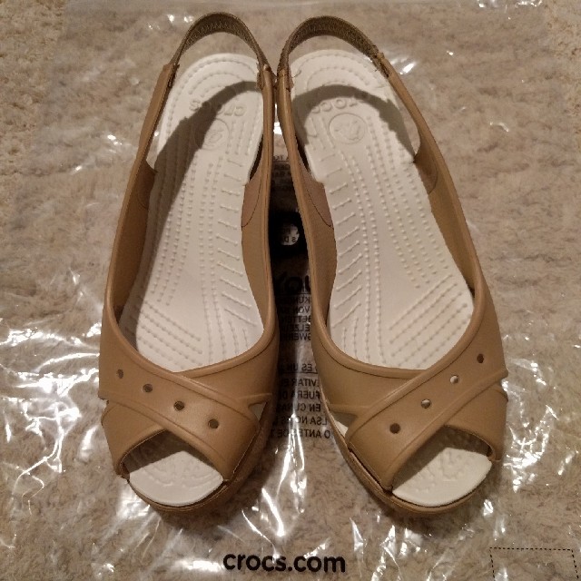 crocs(クロックス)のクロックスウェッジソール　W7　 レディースの靴/シューズ(サンダル)の商品写真