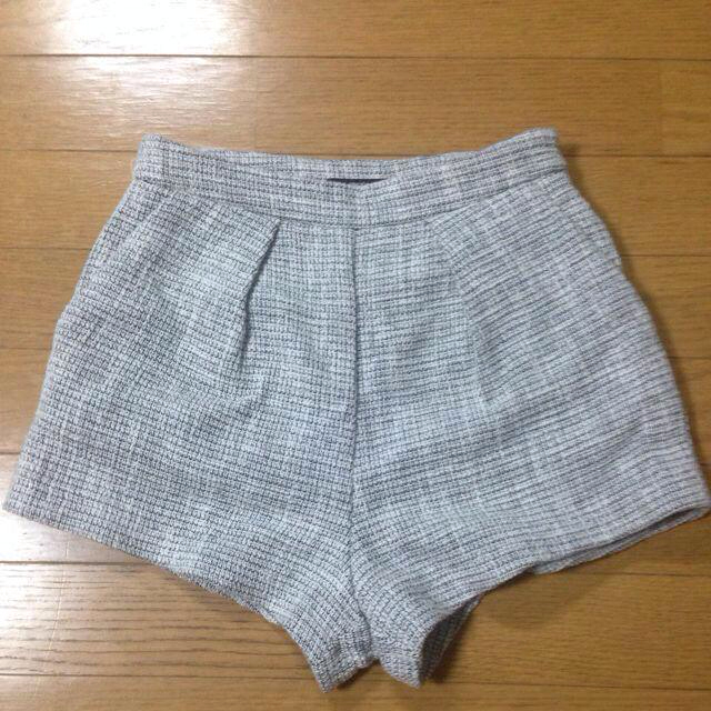 EMODA(エモダ)のsoft tweed ショーパン レディースのパンツ(ショートパンツ)の商品写真