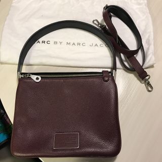 マークバイマークジェイコブス(MARC BY MARC JACOBS)のMARC BY MARC JACOBS シックなワインレット2 way(ショルダーバッグ)