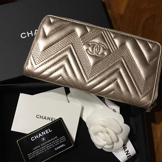 CHANEL(シャネル)のシャネル 長財布 ピンクシルバー メンズのファッション小物(長財布)の商品写真