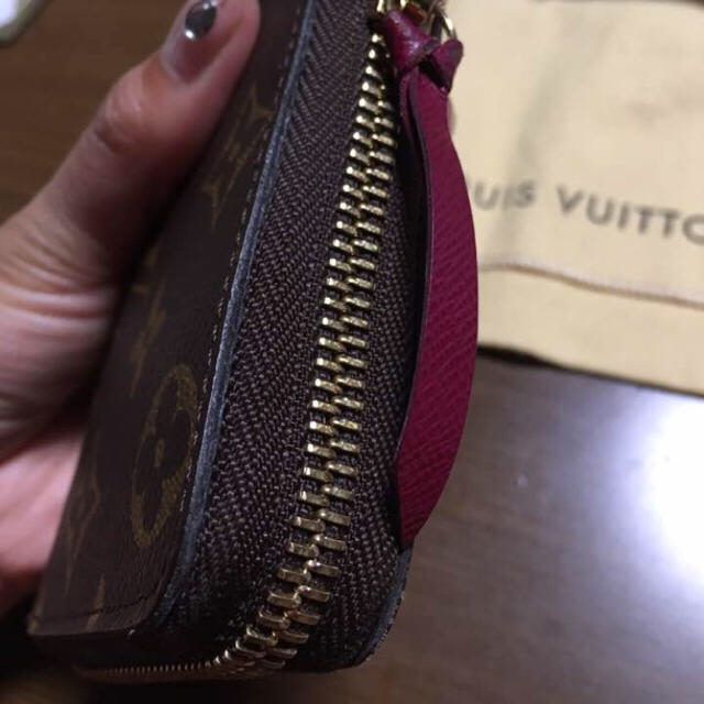 LOUIS VUITTON(ルイヴィトン)のヴィトン 長財布 ポルトフォイユ ラウンドファスナー フルジップ レディースのファッション小物(財布)の商品写真