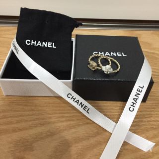 シャネル(CHANEL)の最終値下げ！人気の白カメリア☆CHANEL☆ダブルリング 2連(リング(指輪))