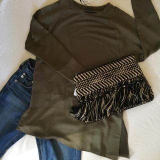 ザラ(ZARA)の新品♡タグ付き♡ZARA長袖カットソー(カットソー(長袖/七分))