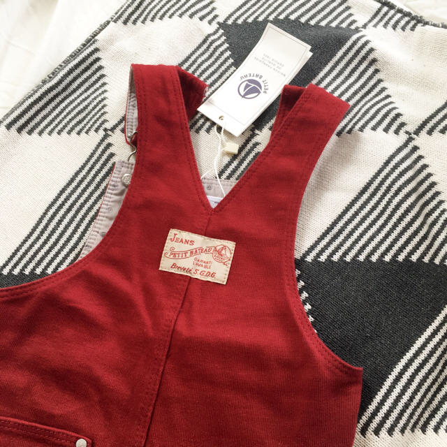 PETIT BATEAU(プチバトー)の【新品・未使用】プチバトー サロペット キッズ/ベビー/マタニティのベビー服(~85cm)(ロンパース)の商品写真