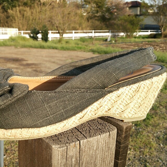 ウェッジソール グレーのサンダル レディースの靴/シューズ(サンダル)の商品写真