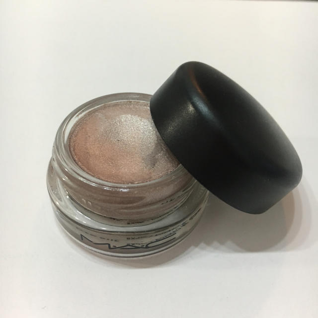 MAC(マック)の値下げ♡ MAC ウォーターベース アイシャドウ クリーム コスメ/美容のベースメイク/化粧品(アイシャドウ)の商品写真