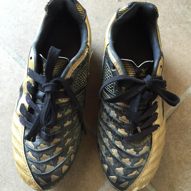 MIZUNO - MIZUNO サッカースパイク20㎝ 本田モデルの通販 by