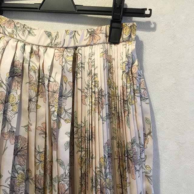 COCO DEAL(ココディール)のCOCO DEAL 花柄プリーツスカート レディースのスカート(ロングスカート)の商品写真
